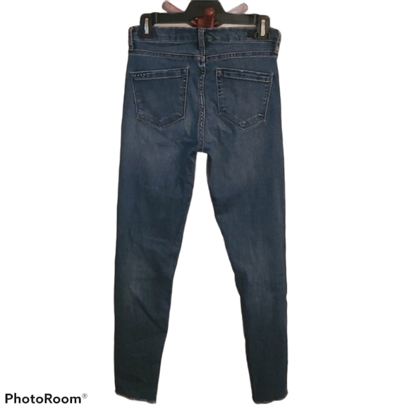 [BlankNYC] Midrise Skinny Jeans - Picture 7 of 12